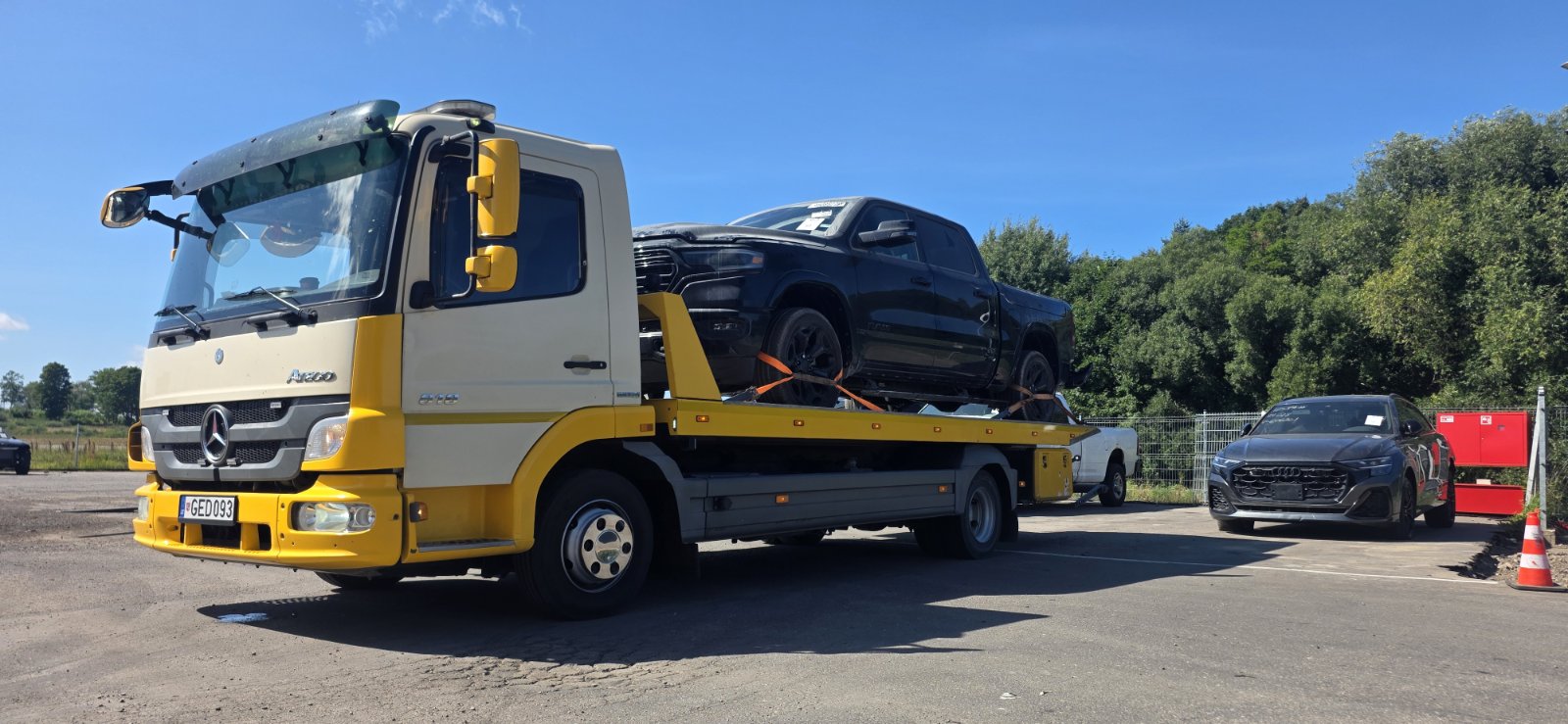 Dodge RAM pikapo evakuacija